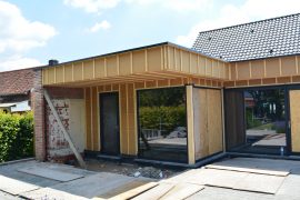 Bijgebouw houtskelet juni 2019